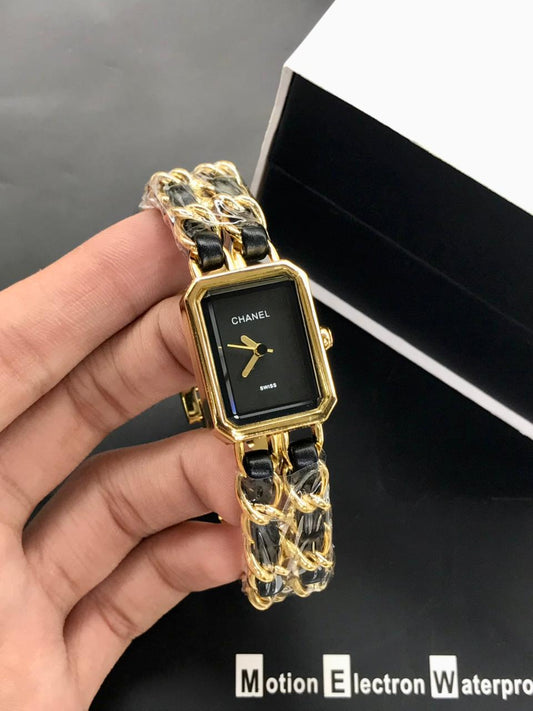 CHANEL Woman Watch